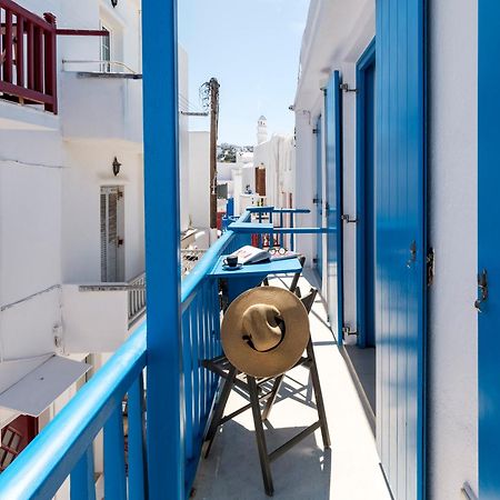 Bluetopia Suites Mykonos Town Extérieur photo
