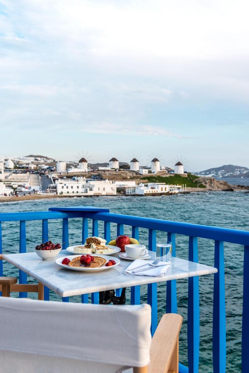 Bluetopia Suites Mykonos Town Extérieur photo