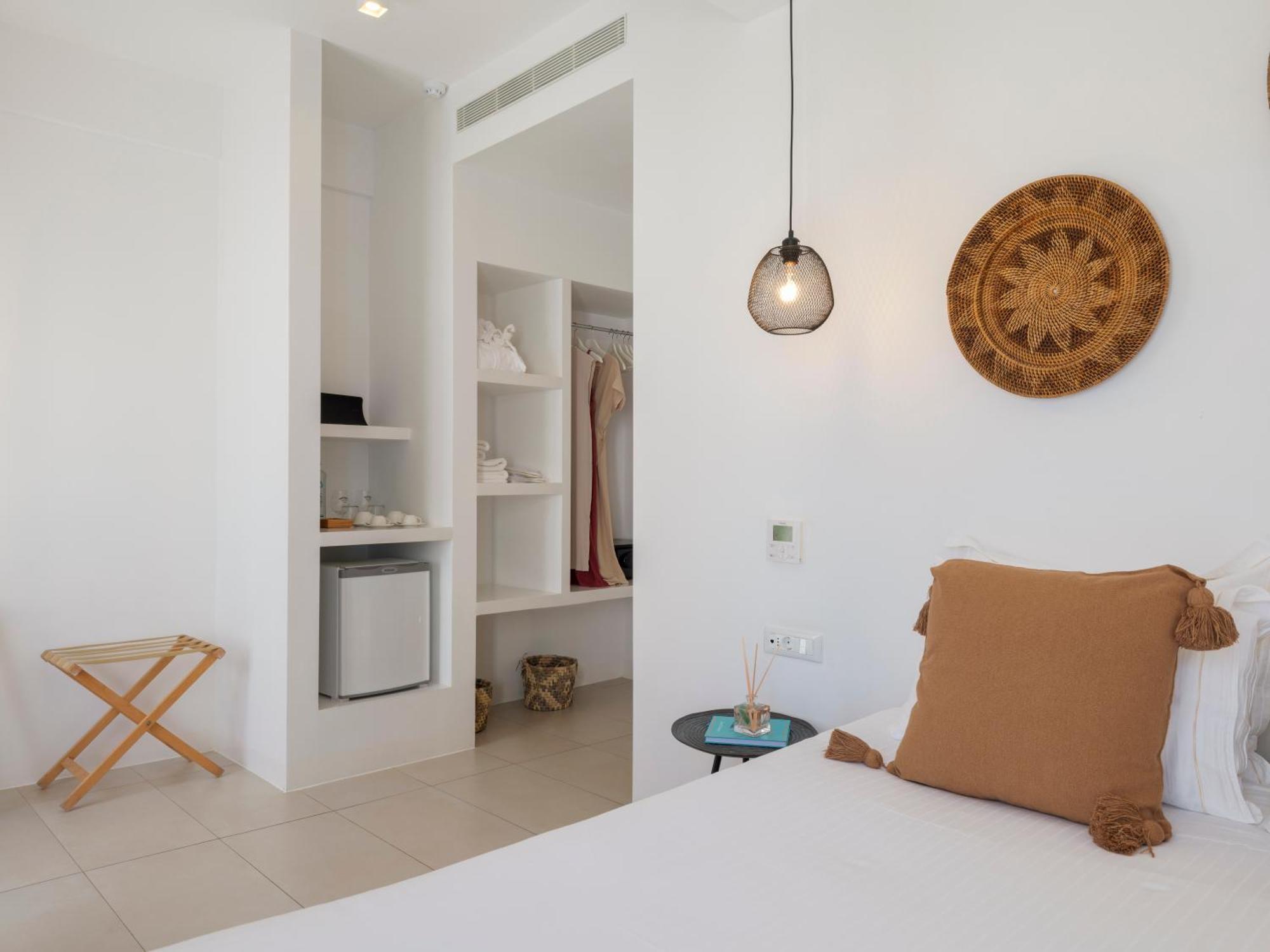 Bluetopia Suites Mykonos Town Extérieur photo