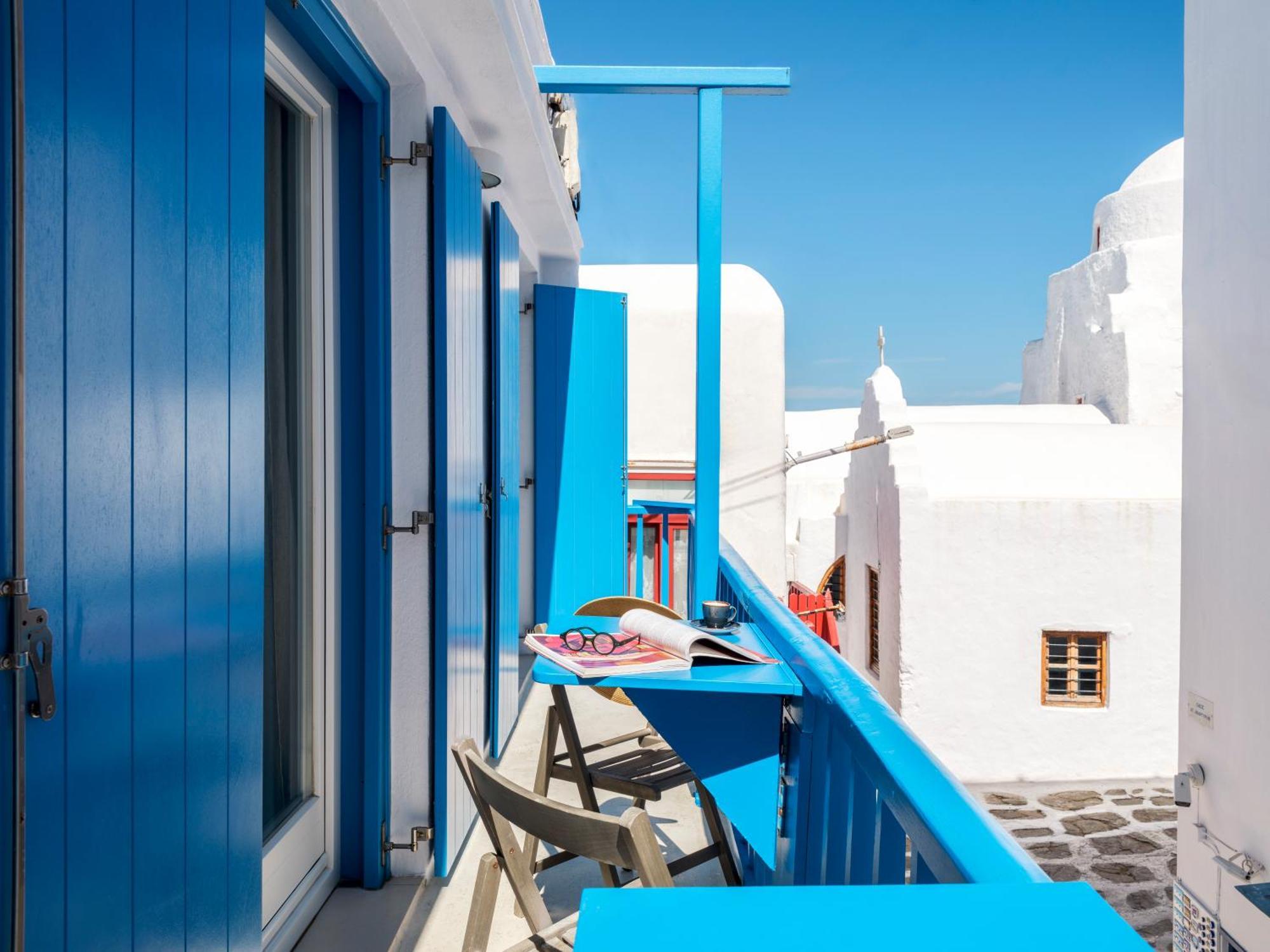 Bluetopia Suites Mykonos Town Extérieur photo