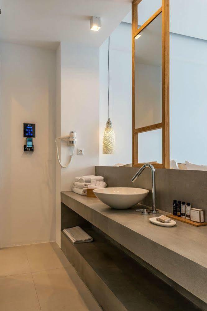 Bluetopia Suites Mykonos Town Extérieur photo